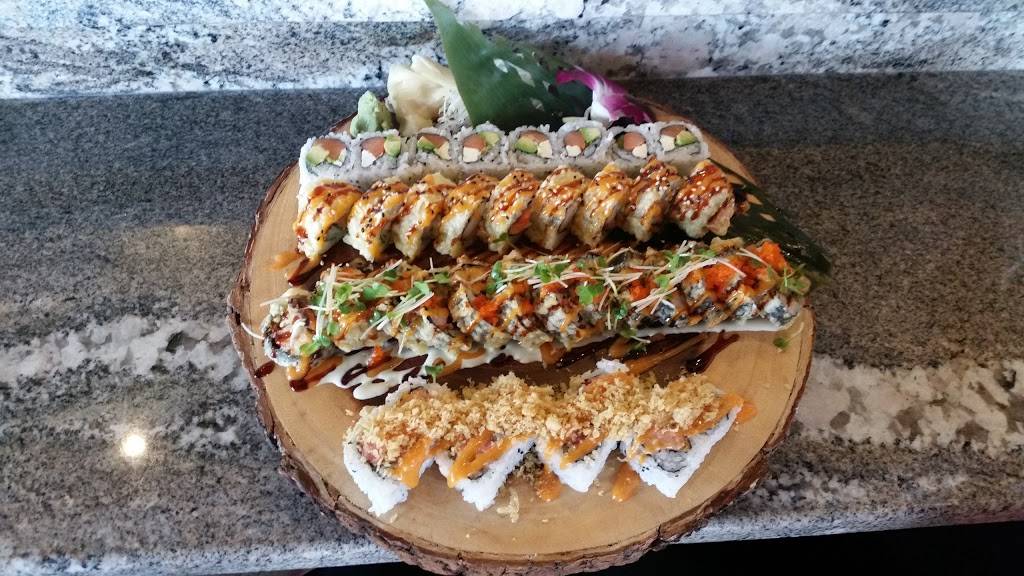 Sakae Sushi | restaurant | 6325 Lewis St #100, Parkville, MO 64152, USA | 8165052868 OR +1 816-505-2868