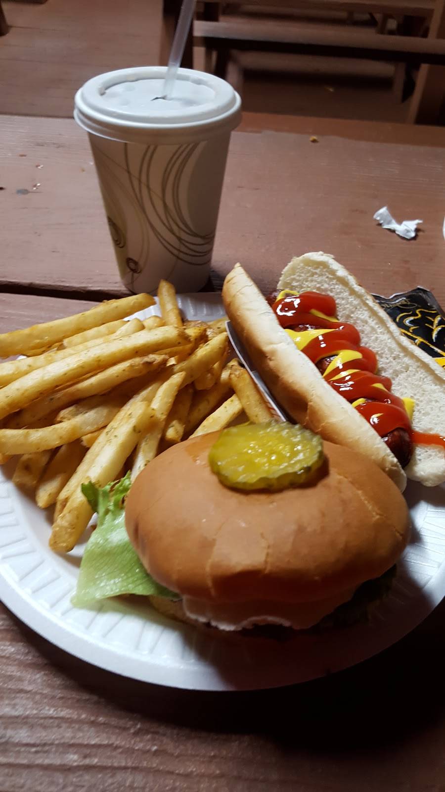 The Cow Soft Ice Cream | restaurant | 3862 Quaker Valley Rd, Pleasantville, PA 15521, USA | 8148392638 OR +1 814-839-2638