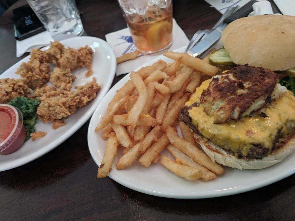 Surf Rider | restaurant | 725 Eden Way N, Chesapeake, VA 23320, USA | 7575492626 OR +1 757-549-2626