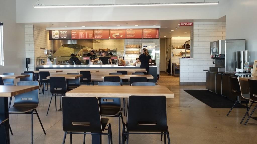 Chipotle Mexican Grill | restaurant | 5623 W Loop 1604 N, San Antonio, TX 78253, USA | 2106889082 OR +1 210-688-9082
