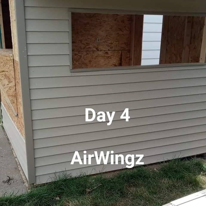 AirWingz | restaurant | 2021 Fenmore Dr, Flint, MI 48504, USA | 8108934739 OR +1 810-893-4739