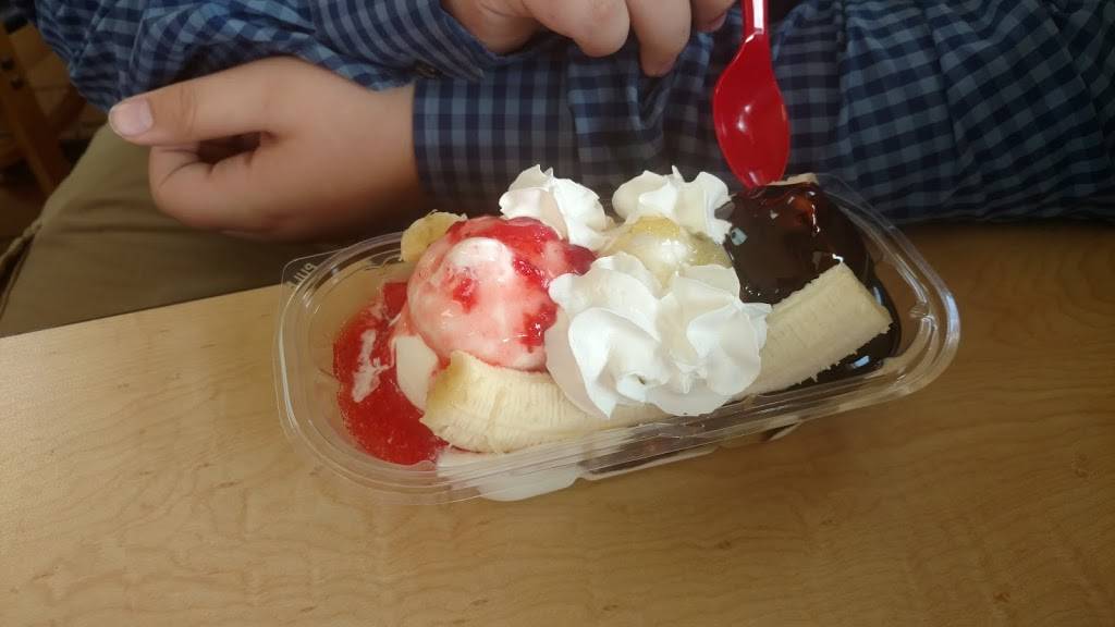 Dairy Queen | restaurant | 314 N Baltimore Ave, Derby, KS 67037, USA | 3167880781 OR +1 316-788-0781