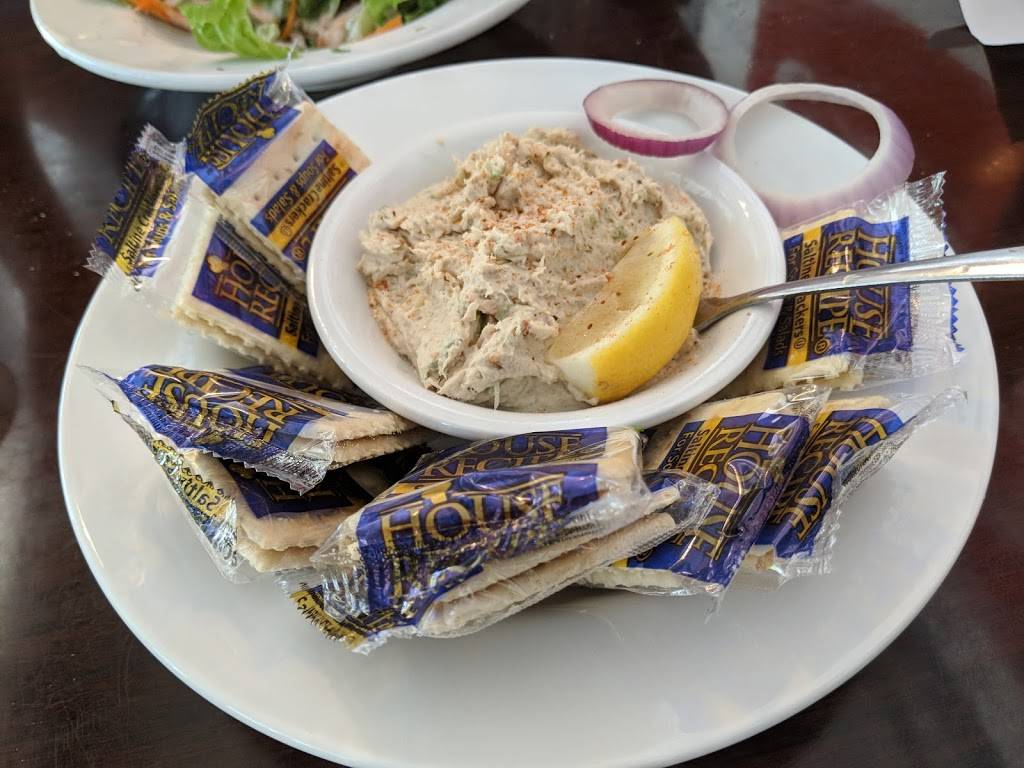 Molly Goodheads Raw Bar & Restaurant | restaurant | 400 Orange St, Ozona, FL 34660, USA | 7277866255 OR +1 727-786-6255