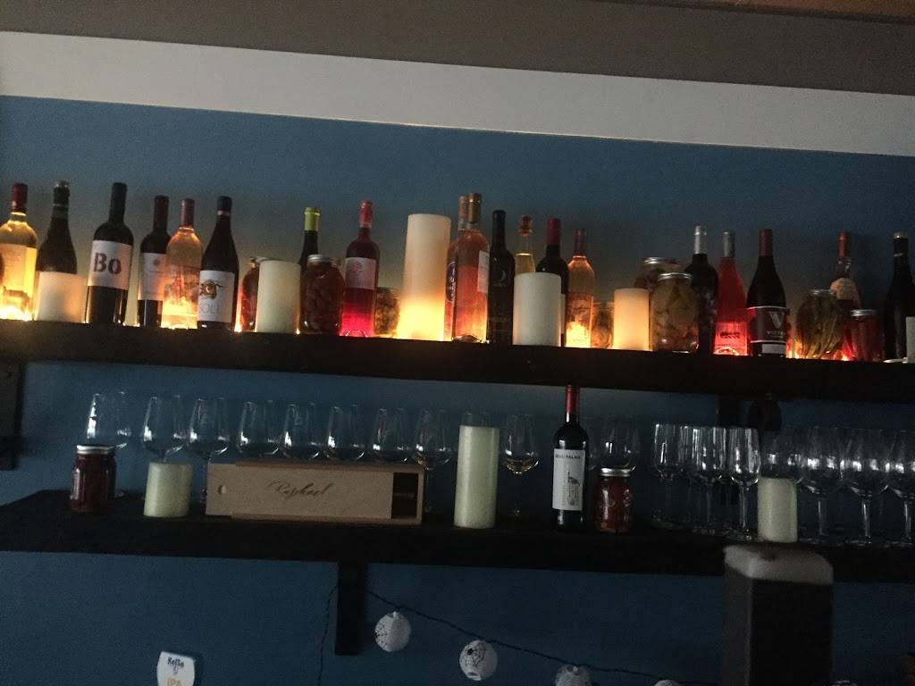 Keuka Kafe | restaurant | 11204 Queens Blvd, Forest Hills, NY 11375, USA | 7188801478 OR +1 718-880-1478