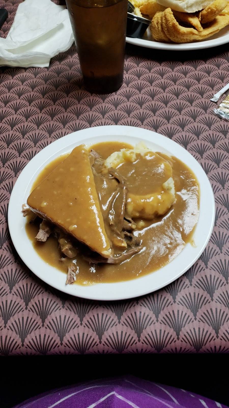 M&M Diner | restaurant | 165 E Center St, London, OH 43140, USA | 7404907219 OR +1 740-490-7219