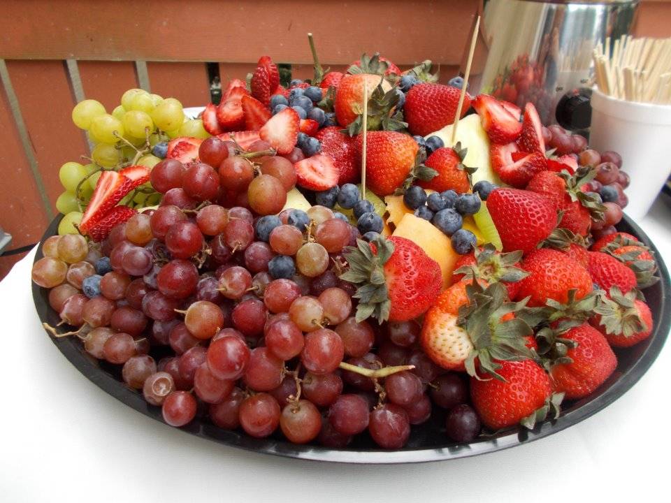 Luigis Famous Pizza, Restaurant And Catering | restaurant | 650 Newman Springs Rd, Lincroft, NJ 07738, USA | 7328422122 OR +1 732-842-2122