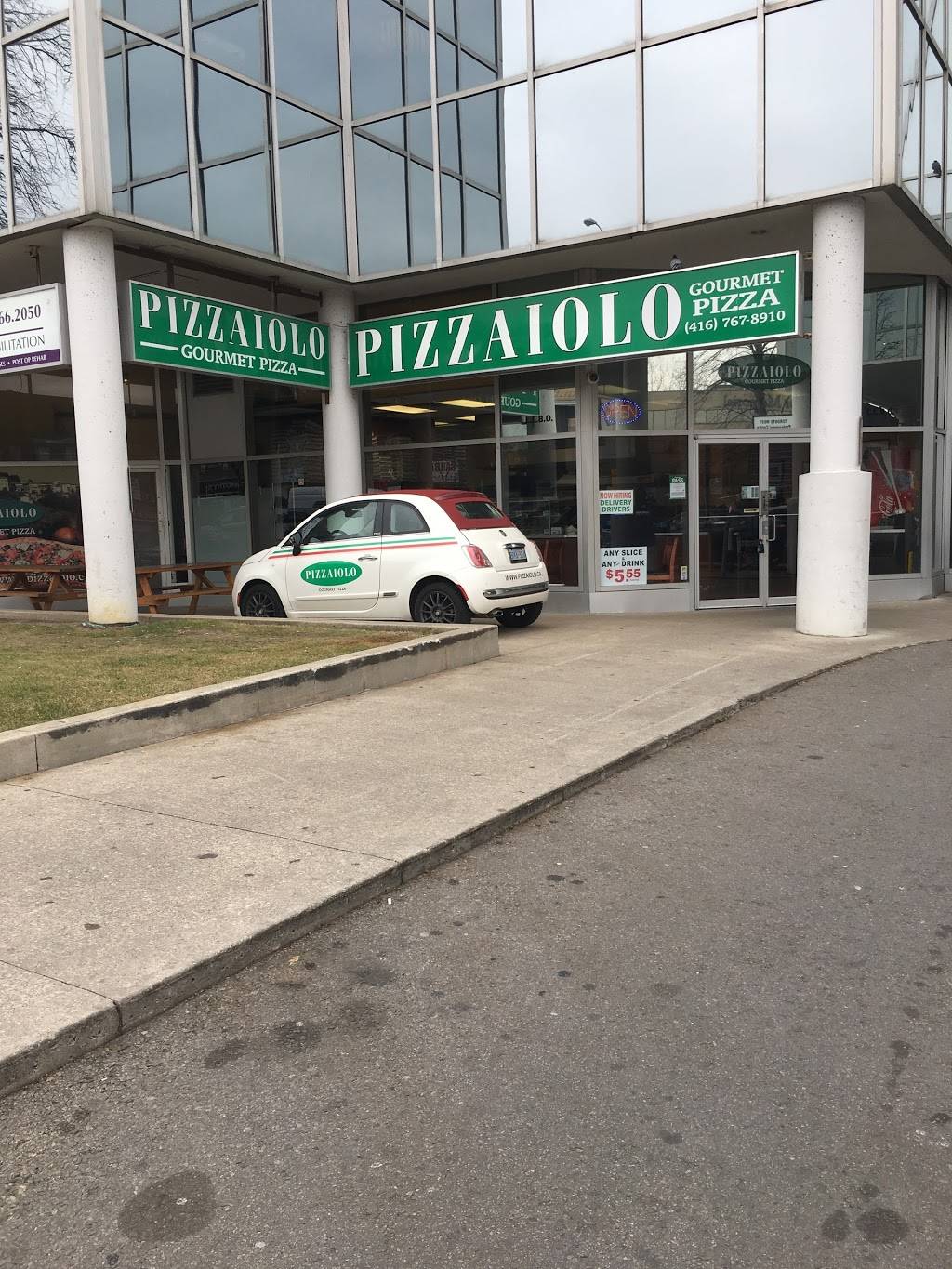 Pizzaiolo Gourmet Pizza | restaurant | 2425 Bloor St W, Toronto, ON M6S 1P9, Canada | 4167678910 OR +1 416-767-8910