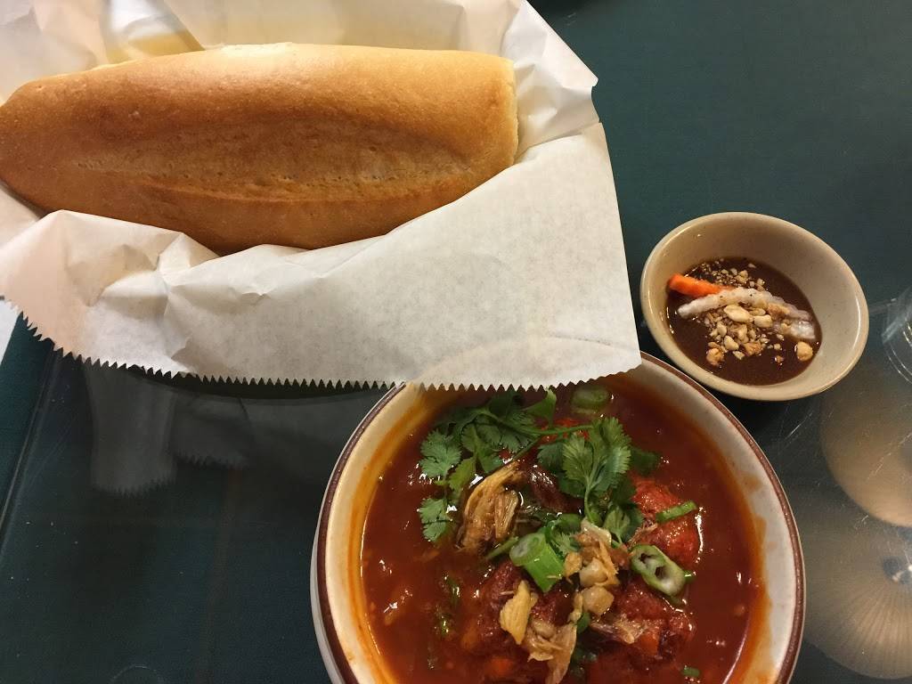 Pho Thai Nguyen | restaurant | 3221 N Classen Blvd, Oklahoma City, OK 73118, USA | 4055257373 OR +1 405-525-7373