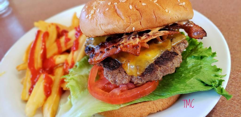 Dennys | restaurant | 6598 W Broad St, Richmond, VA 23230, USA | 8042887553 OR +1 804-288-7553