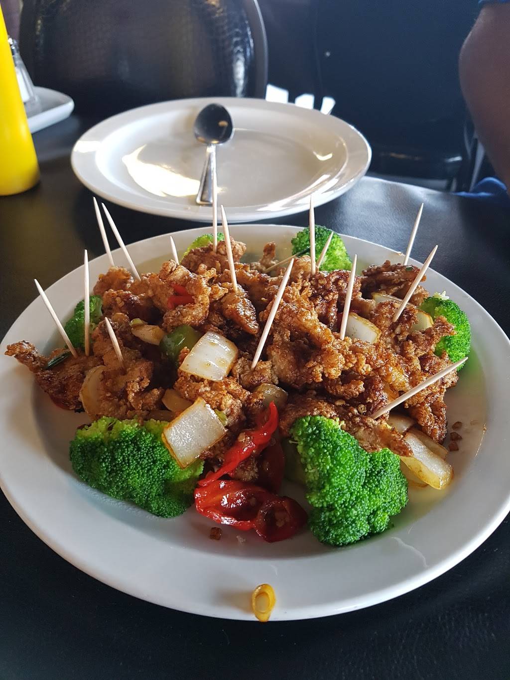 Starlite Family Restaurant | restaurant | 1157 Ellesmere Rd, Scarborough, ON M1P 2X6, Canada | 6473524994 OR +1 647-352-4994