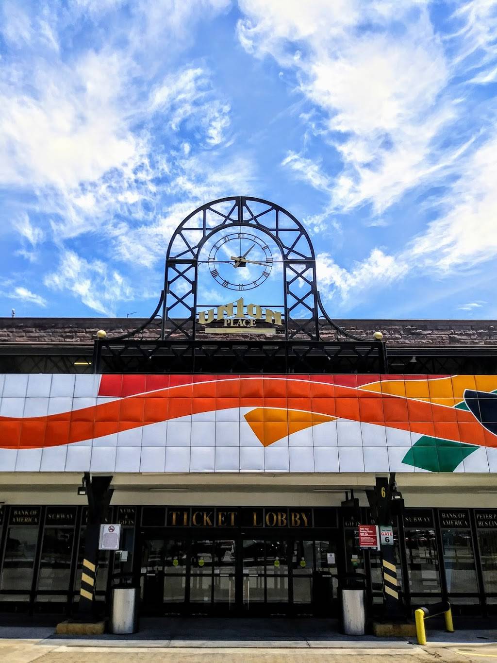 Subway | restaurant | 1 Union Pl, Hartford, CT 06103, USA | 8602786000 OR +1 860-278-6000