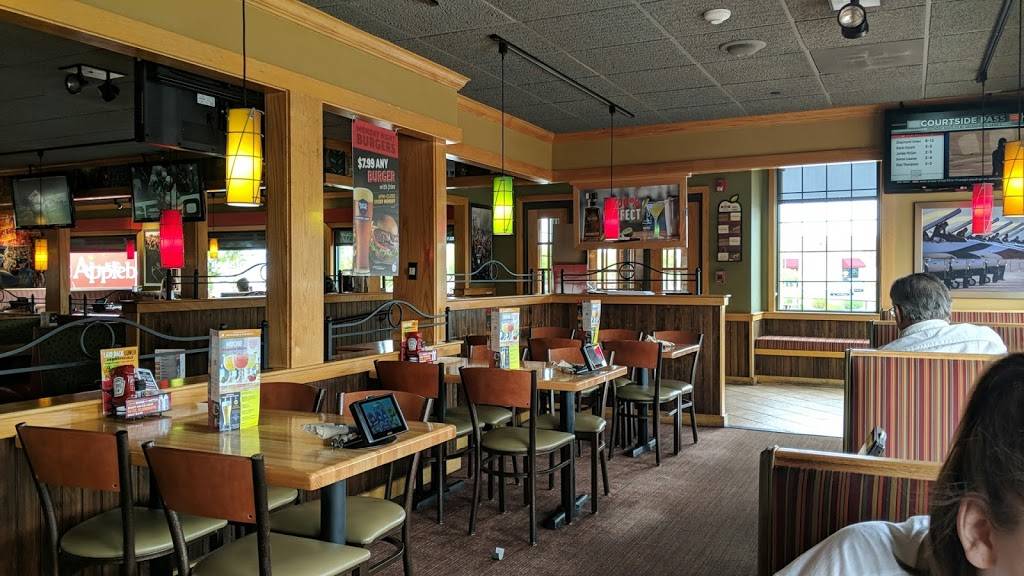 Applebees Grill + Bar | restaurant | 10305 S Eastern Ave, Henderson, NV 89052, USA | 7029908646 OR +1 702-990-8646