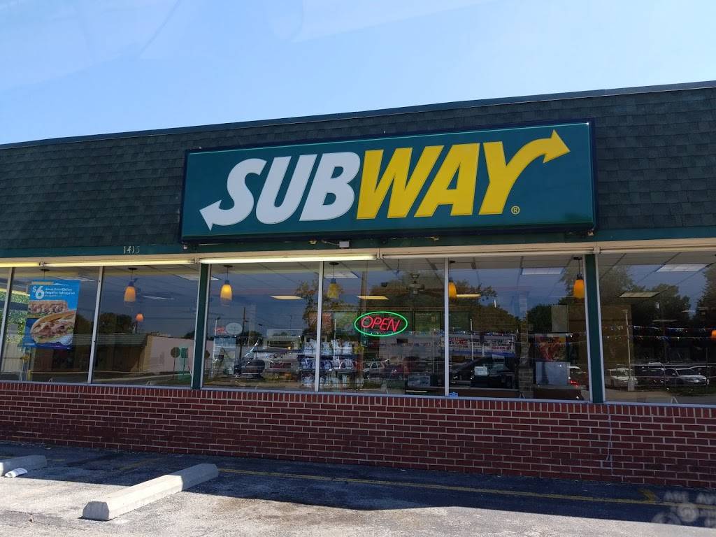 Subway | meal takeaway | 1415 West 23rd St S, Independence, MO 64050, USA | 8162546680 OR +1 816-254-6680
