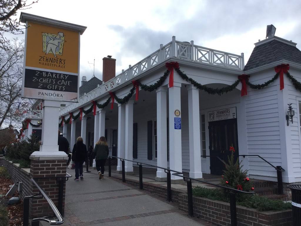 Z Chefs Cafe | restaurant | 730 S Main St, Frankenmuth, MI 48734, USA | 8442964894 OR +1 844-296-4894