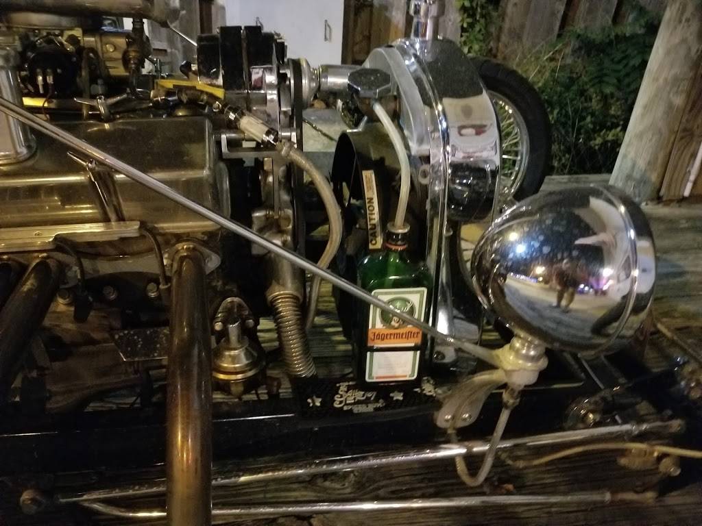 Barstool Mountain Saloon | restaurant | 1104 Bagnell Dam Blvd, Lake Ozark, MO 65049, USA | 5736931887 OR +1 573-693-1887