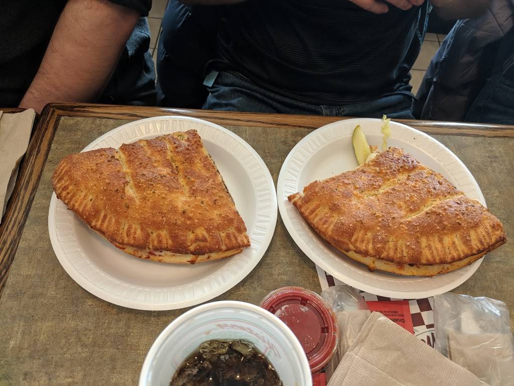 Mancinos Pizza & Grinders | restaurant | 9864 E Grand River Ave #210, Brighton, MI 48116, USA | 8102291600 OR +1 810-229-1600