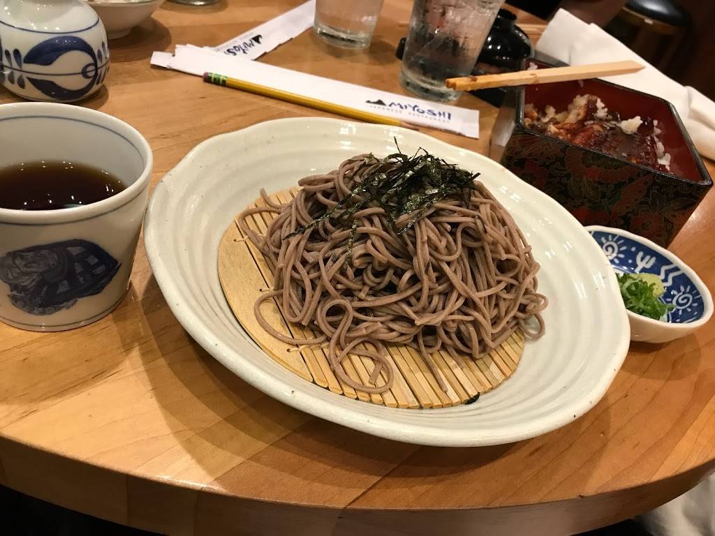 Miyoshi | restaurant | 8660 Bankers St, Florence, KY 41042, USA | 8595256564 OR +1 859-525-6564