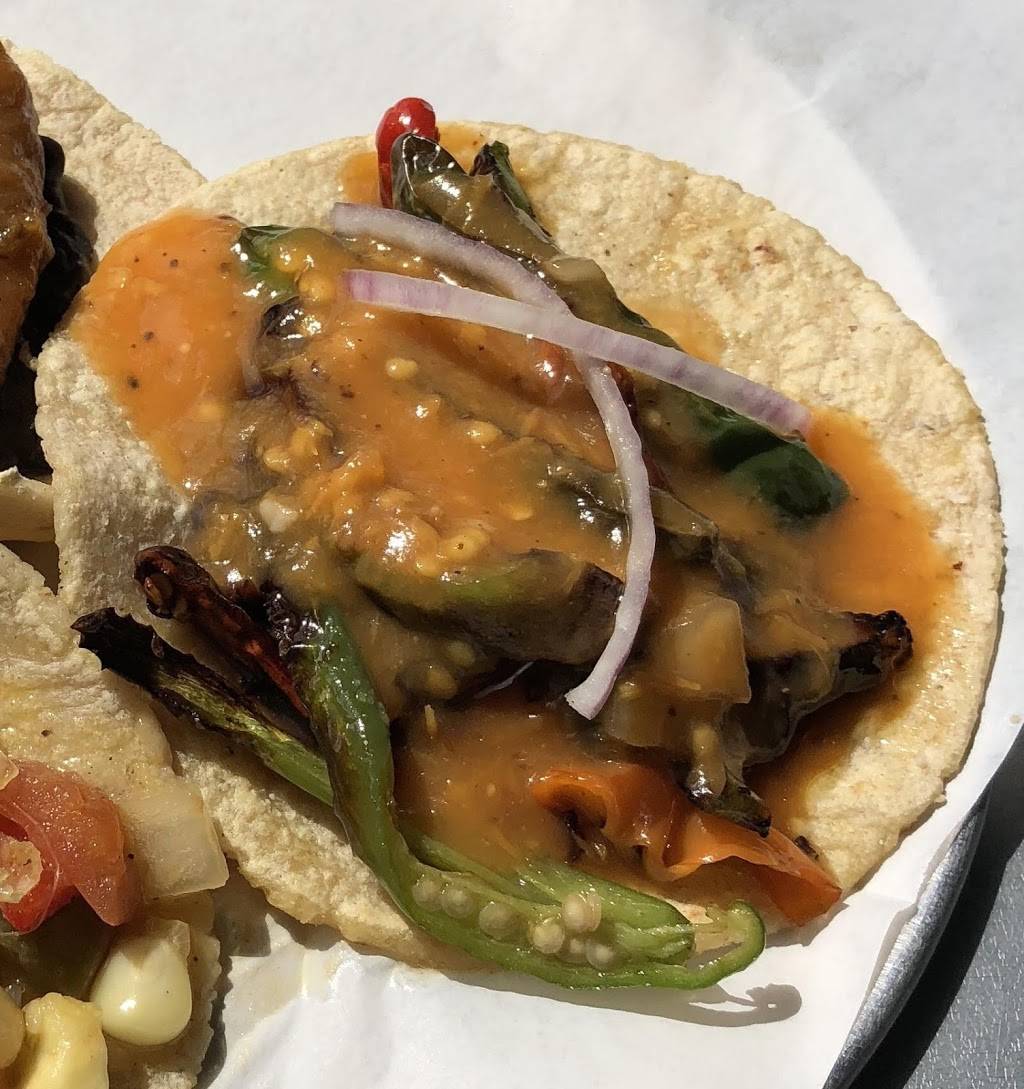 Taqueria Los Besos | restaurant | 218 W Little York Rd, Houston, TX 77076, USA | 2145806885 OR +1 214-580-6885