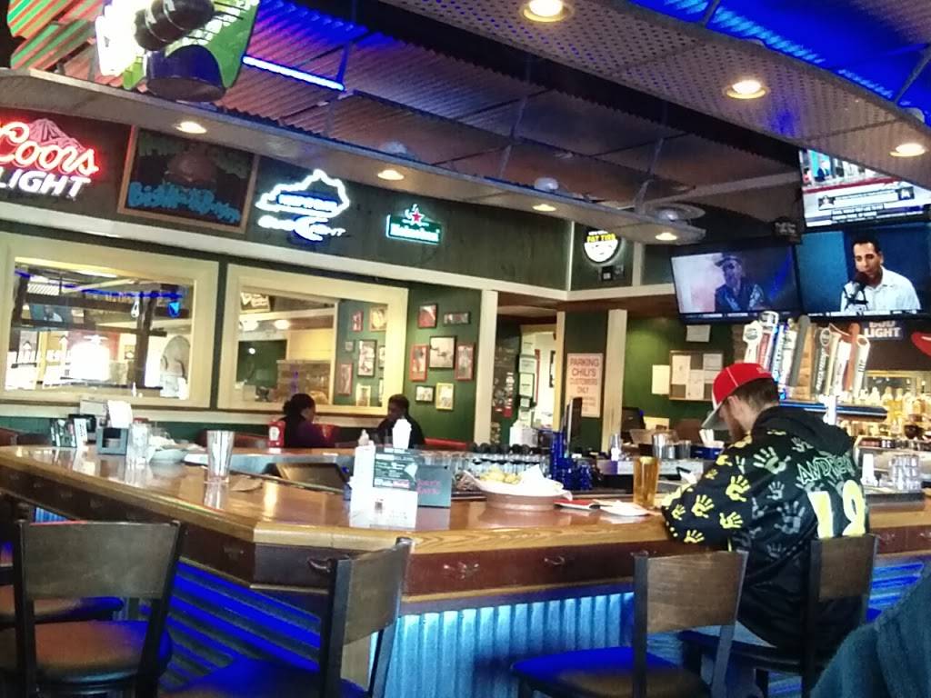 Chilis Grill & Bar | meal takeaway | 11600 Antonia Way, Louisville, KY 40229, USA | 5023018181 OR +1 502-301-8181