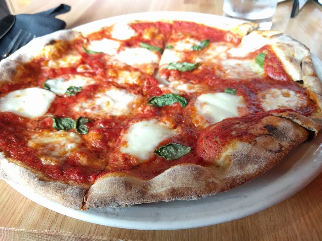 Napa Wood Fired Pizzeria | restaurant | 687 Moseley Rd, Fairport, NY 14450, USA | 5852235250 OR +1 585-223-5250