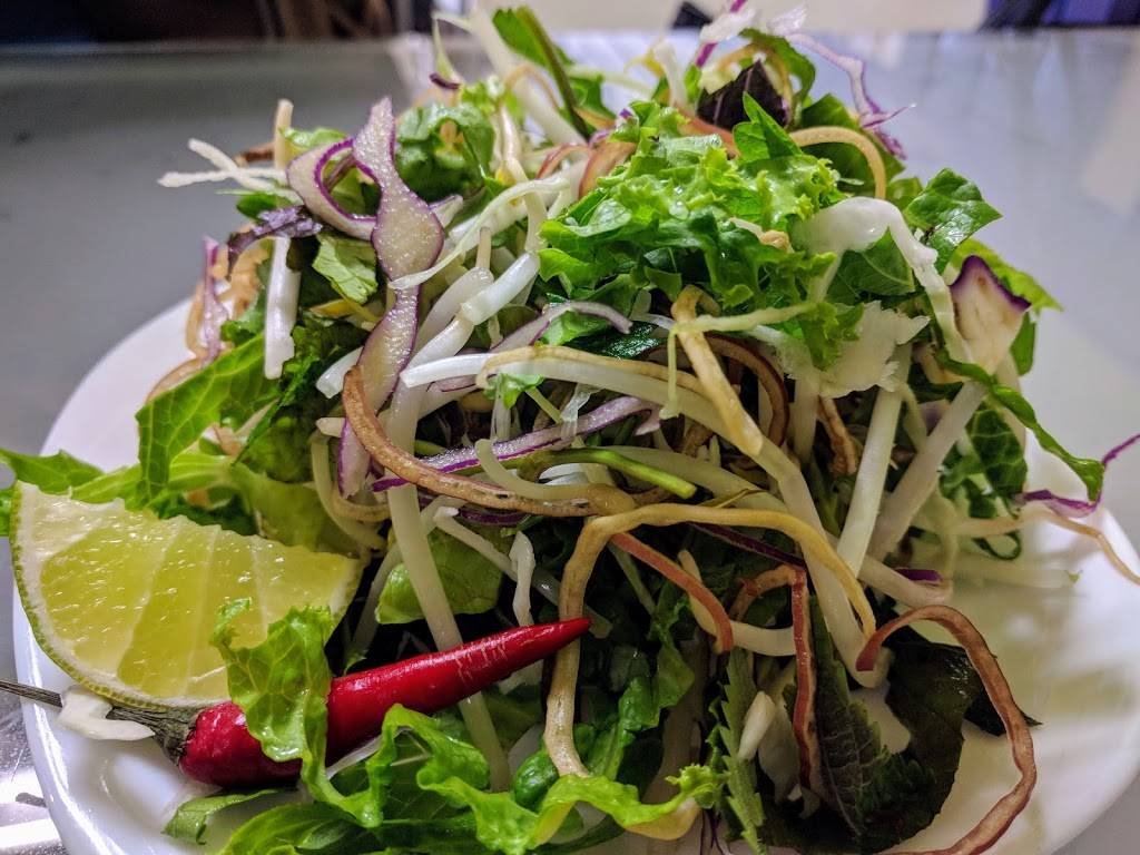 Thuy Restaurant | restaurant | 3-2437 Finch Ave W, North York, ON M9M 2E7, Canada | 4167408808 OR +1 416-740-8808