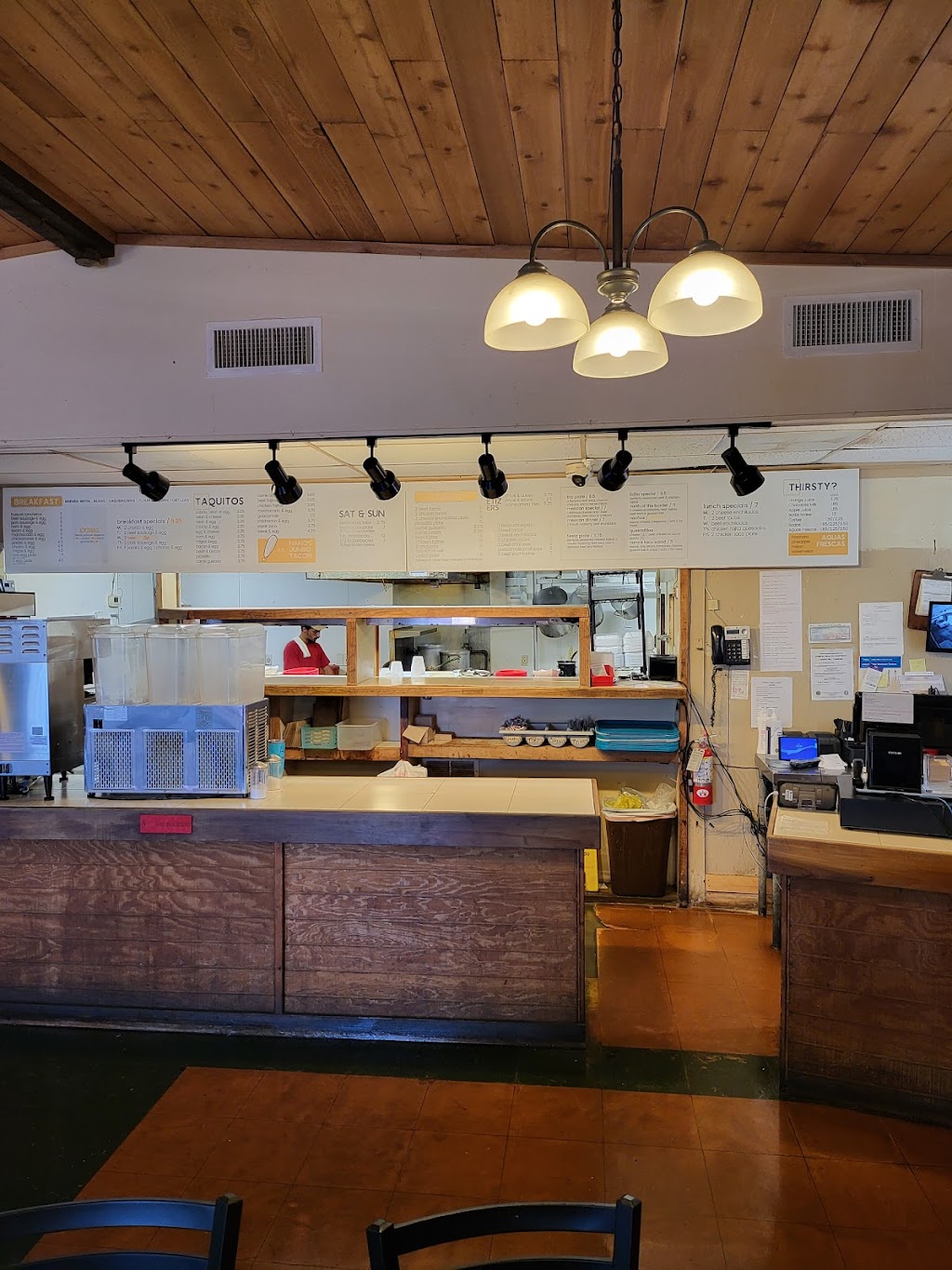 Nanos Taco Run | restaurant | 4722 Holly Rd, Corpus Christi, TX 78411, USA | 3618548121 OR +1 361-854-8121