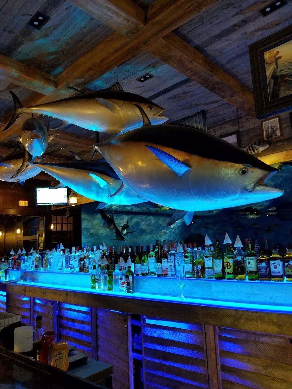 Uncle Bucks Fish Bowl and Grill | restaurant | 200 Bass Pro Dr, Round Rock, TX 78665, USA | 5128762600 OR +1 512-876-2600