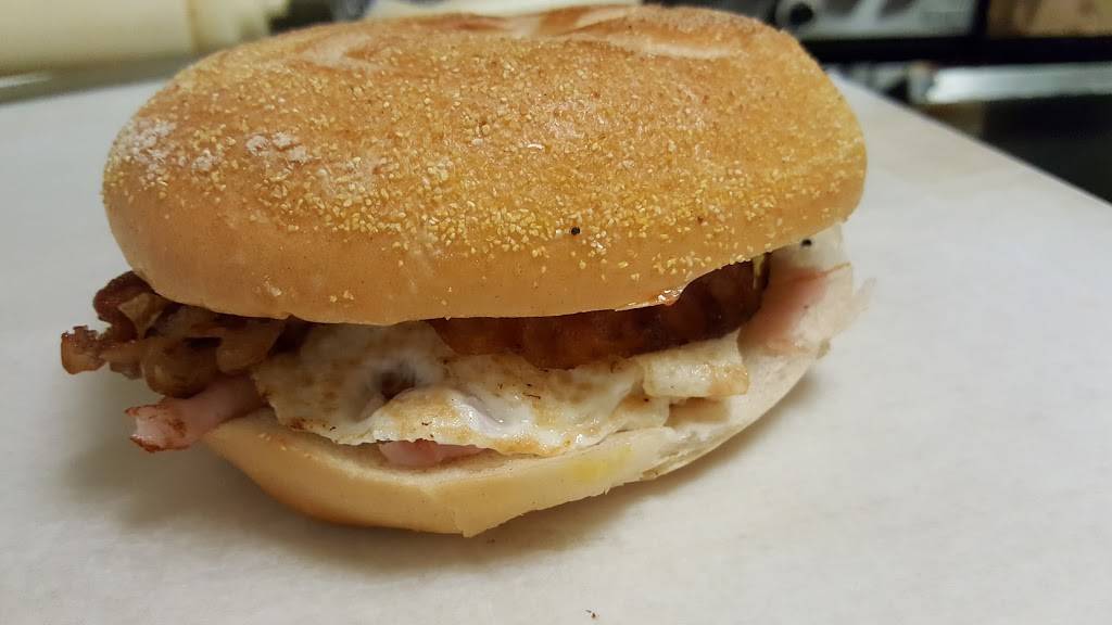 Superhero Deli | restaurant | 2431 Grand Ave, Bellmore, NY 11710, USA | 5163084390 OR +1 516-308-4390