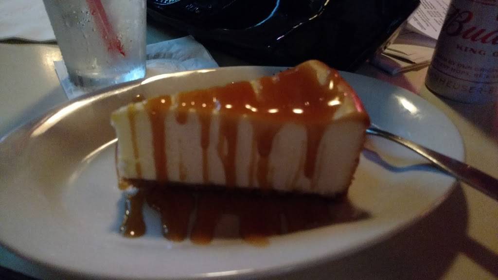 Prushs Bar & Grill | restaurant | 1212 Eureka Rd, Wyandotte, MI 48192, USA | 7342826535 OR +1 734-282-6535