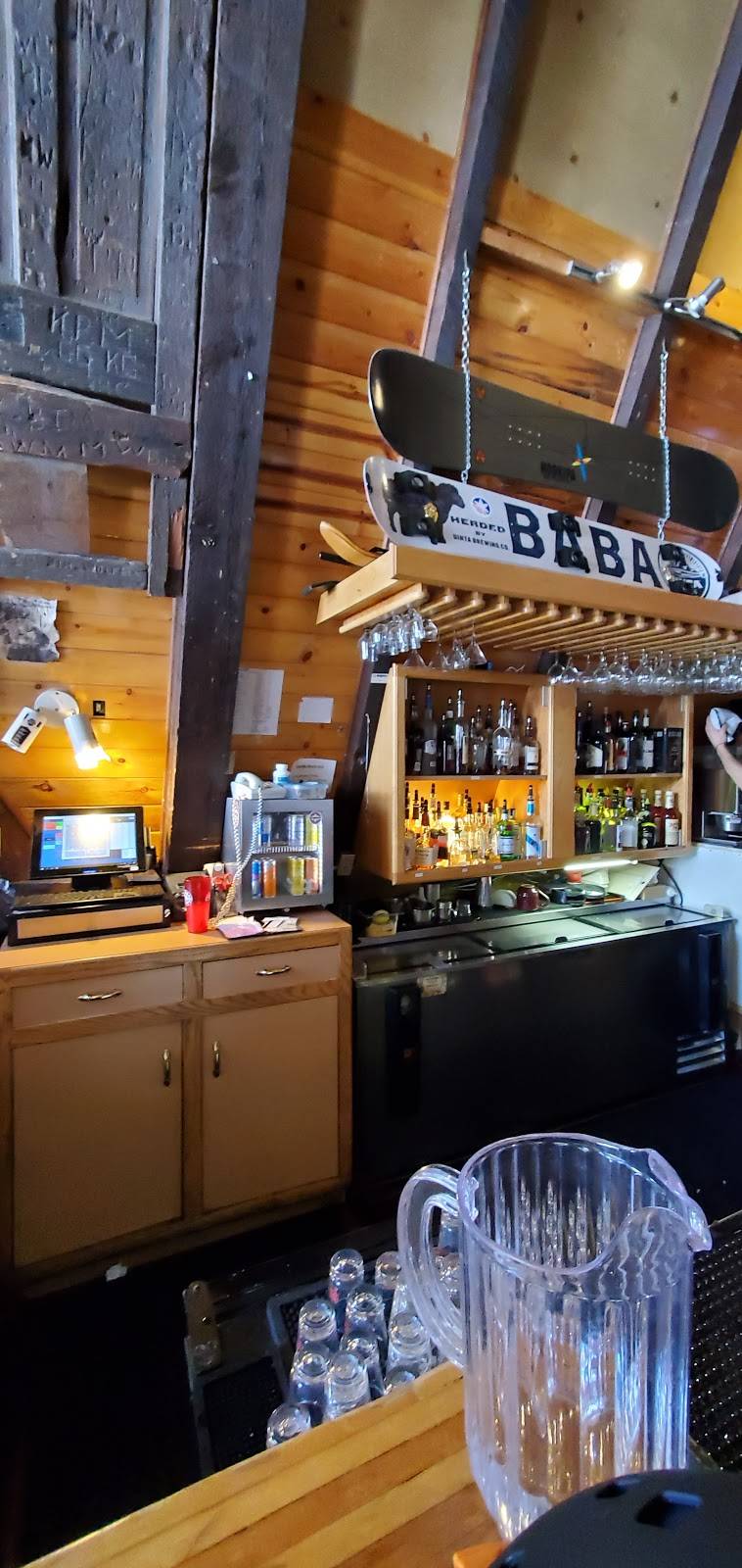 Molly Greens | restaurant | 8302 S Brighton Loop Rd, Brighton, UT 84121, USA | 8015324731 OR +1 801-532-4731