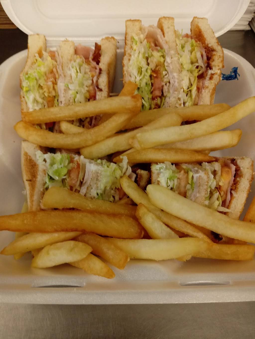 A&Js | restaurant | 403 S Brookhurst Rd, Fullerton, CA 92833, USA | 7145251548 OR +1 714-525-1548