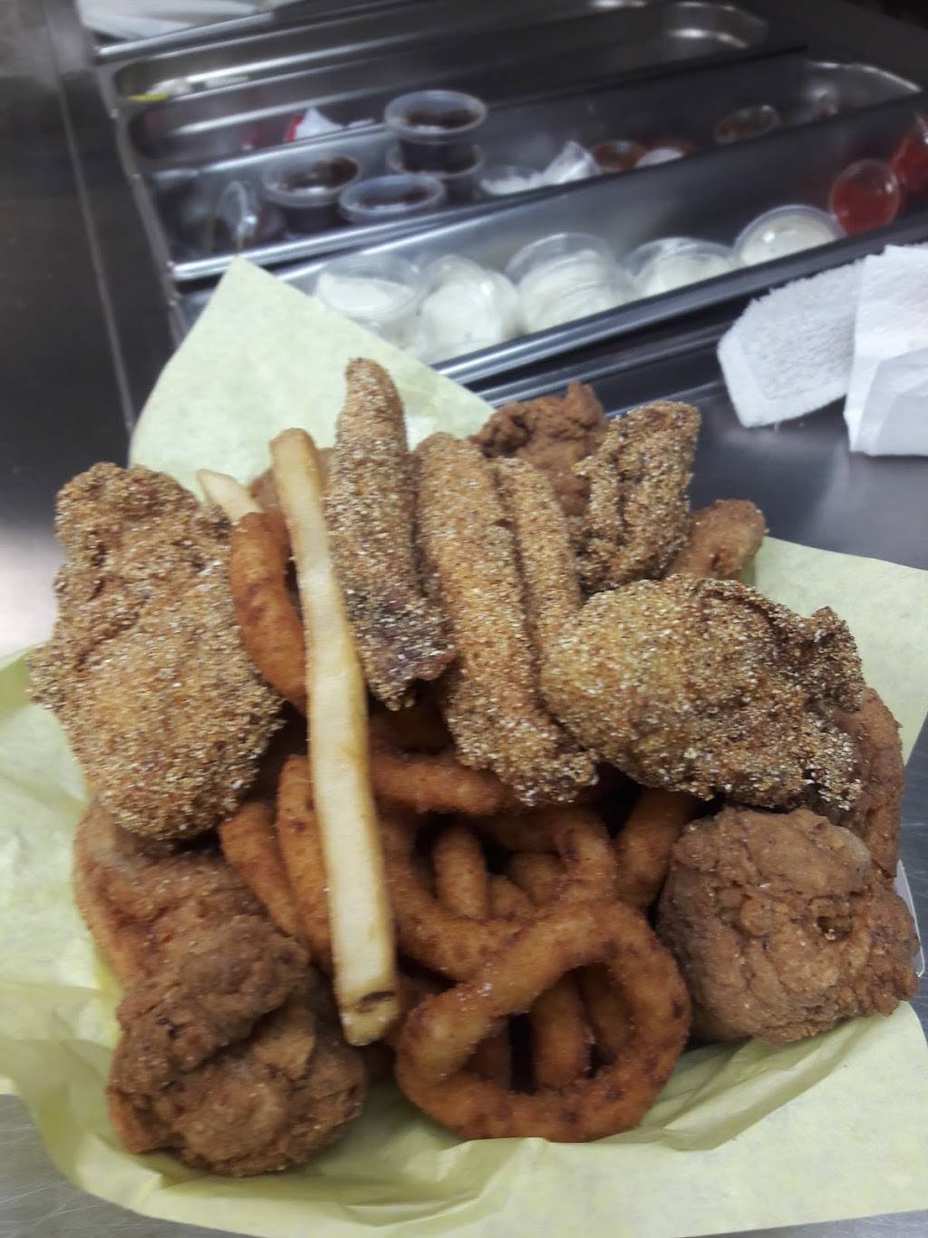 RoRos Soul Food | restaurant | 20 N California St, Stockton, CA 95202, USA | 2099492588 OR +1 209-949-2588