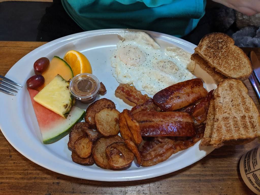 Chez Grand Man | restaurant | 1115 Rue Principale, Saint-Zotique, QC J0P 1Z0, Canada | 4502671640 OR +1 450-267-1640