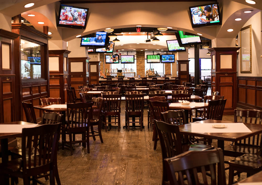 The Row Tavern | restaurant | 17 N Wabash Ave 2nd Floor, Chicago, IL 60602, USA | 3122695580 OR +1 312-269-5580