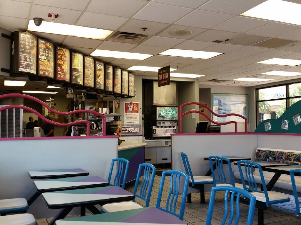 Taco Bell | meal takeaway | 1550 E Warner Rd, Gilbert, AZ 85296, USA | 4805399986 OR +1 480-539-9986