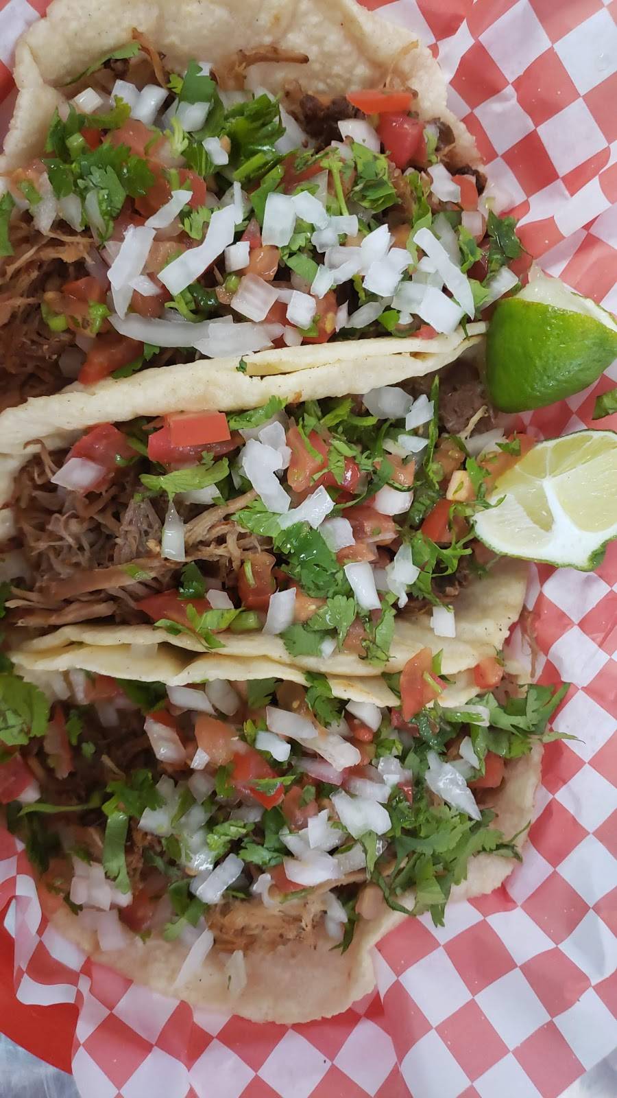 Mi Pueblito Mexican Food and Market | restaurant | 620 S Osage Ave, Sedalia, MO 65301, USA | 6604732859 OR +1 660-473-2859