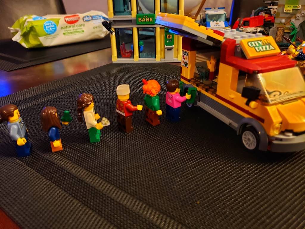 Cambridge Pizza | restaurant | 350 Hespeler Rd, Cambridge, ON N1R 7N7, Canada | 5196222228 OR +1 519-622-2228