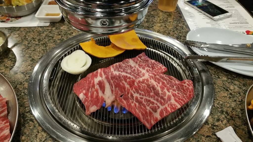 BBQ Garden | restaurant | 9020 W Golf Rd, Niles, IL 60714, USA | 8478136523 OR +1 847-813-6523