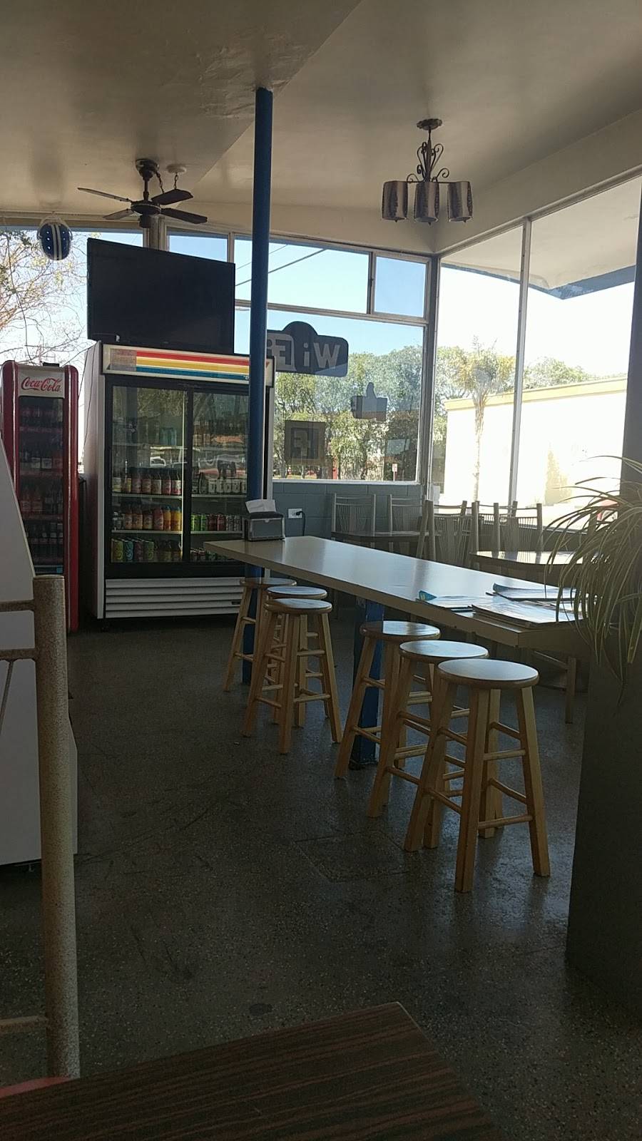 P.J.s Deli | restaurant | 128 W College Ave, Lompoc, CA 93436, USA | 8057362010 OR +1 805-736-2010