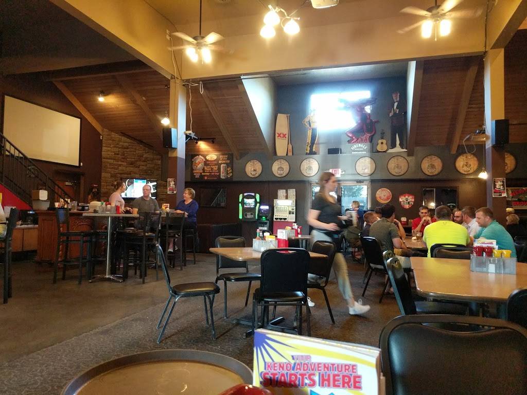 The Watering Hole East | restaurant | 8300 Northwoods Dr, Lincoln, NE 68505, USA | 4024888300 OR +1 402-488-8300