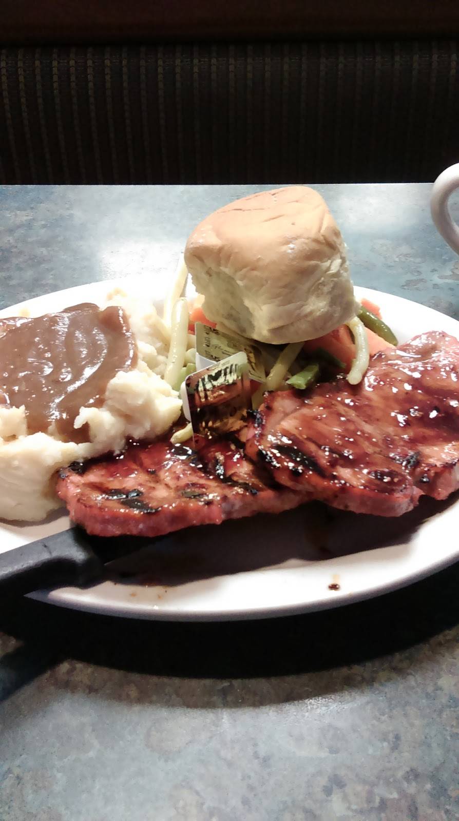 Odyssey Family Restaurant | restaurant | 3933 South Park Ave, Buffalo, NY 14219, USA | 7168259712 OR +1 716-825-9712