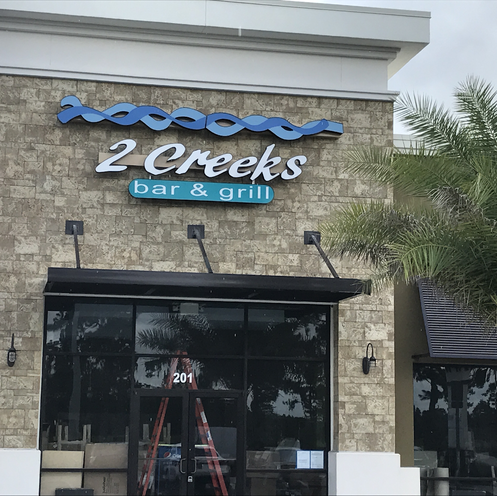 2 Creeks Bar & Grill | restaurant | 74 capulet Dr Suite 201, St. Augustine, FL 32092, USA | 9042173230 OR +1 904-217-3230