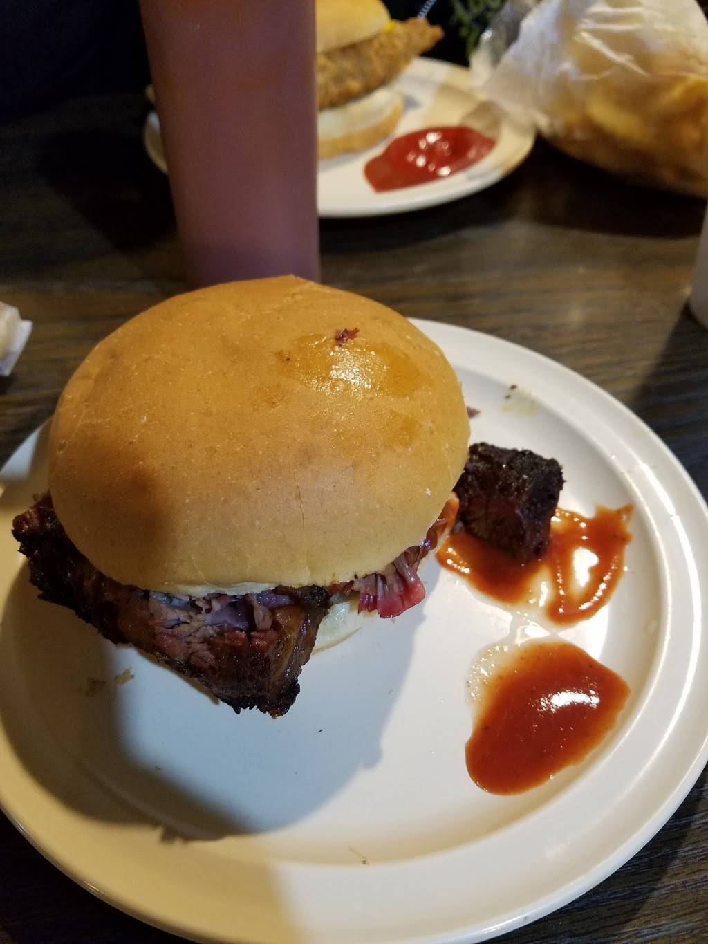 Wyandot Barbeque | restaurant | 7215 W 75th St, Overland Park, KS 66204, USA | 9133410609 OR +1 913-341-0609