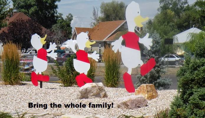 Red Duck Store & Grill | restaurant | 2985 Lincoln Ave, Ogden, UT 84401, USA | 8018660451 OR +1 801-866-0451