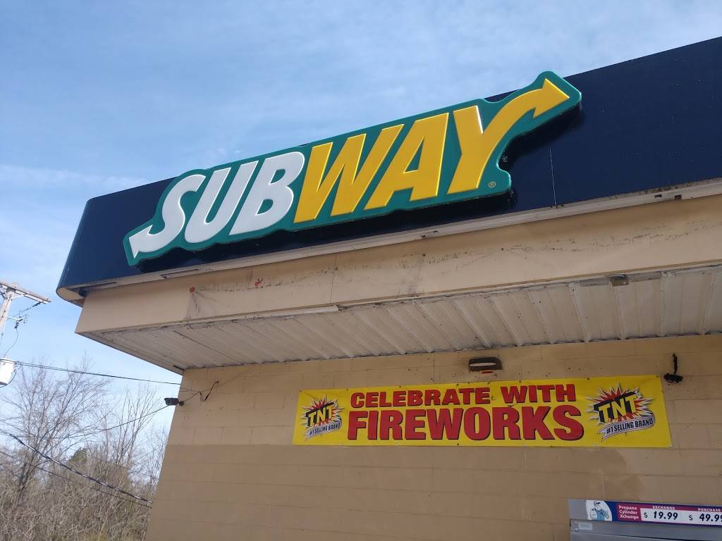 Subway Restaurants | restaurant | 1452 Lawnville Rd, Kingston, TN 37763, USA | 8653763338 OR +1 865-376-3338