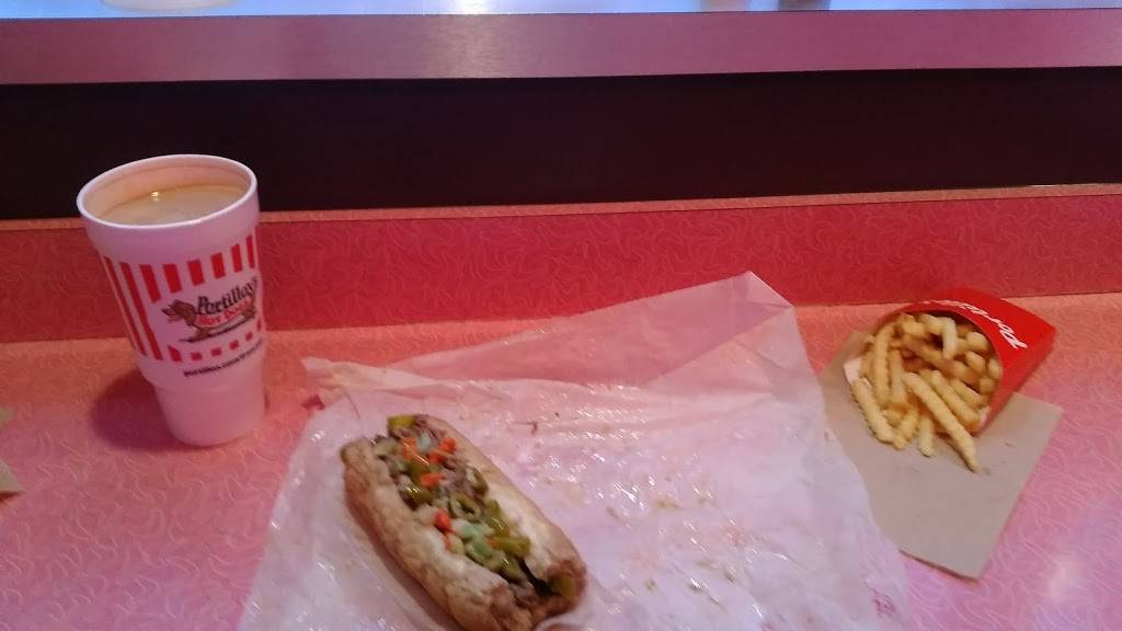 Portillos | restaurant | 7600 Roosevelt Rd, Forest Park, IL 60130, USA | 7087493663 OR +1 708-749-3663