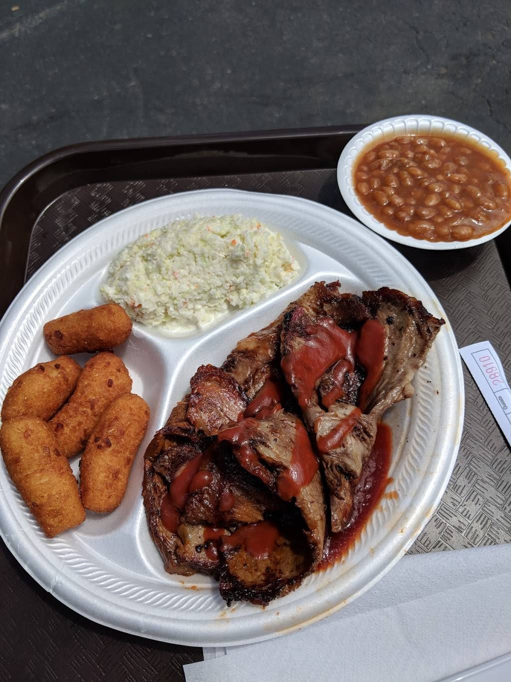 Bar-B-Que Wagon | restaurant | 610 Main St, Bryson City, NC 28713, USA | 8284889521 OR +1 828-488-9521