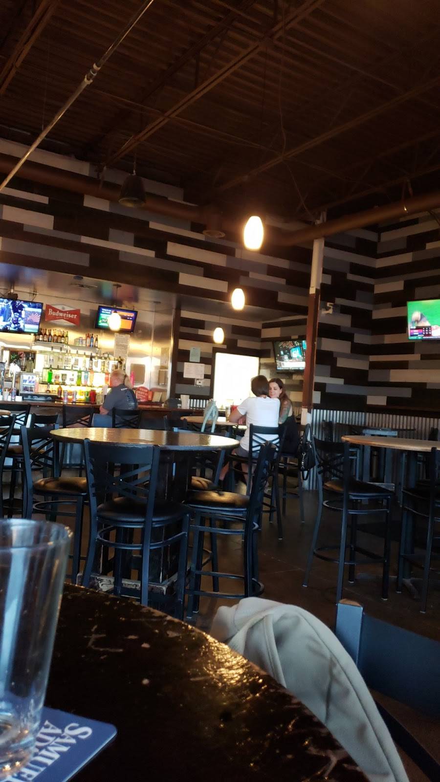 Toley’s on the Creek | restaurant | 16728 E Smoky Hill Rd #11c, Centennial, CO 80015, USA | 7204766783 OR +1 720-476-6783