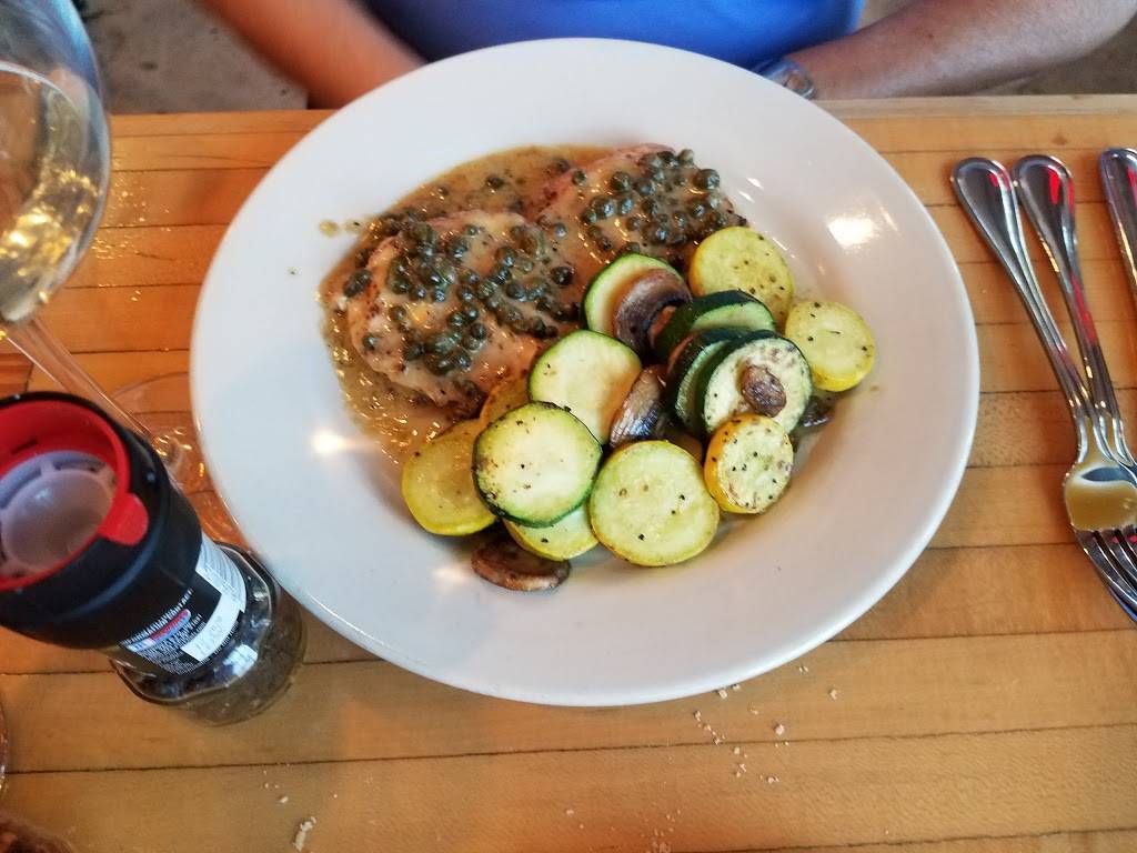 Roccos | restaurant | 811 Collingsworth St, Houston, TX 77009, USA | 7133802700 OR +1 713-380-2700