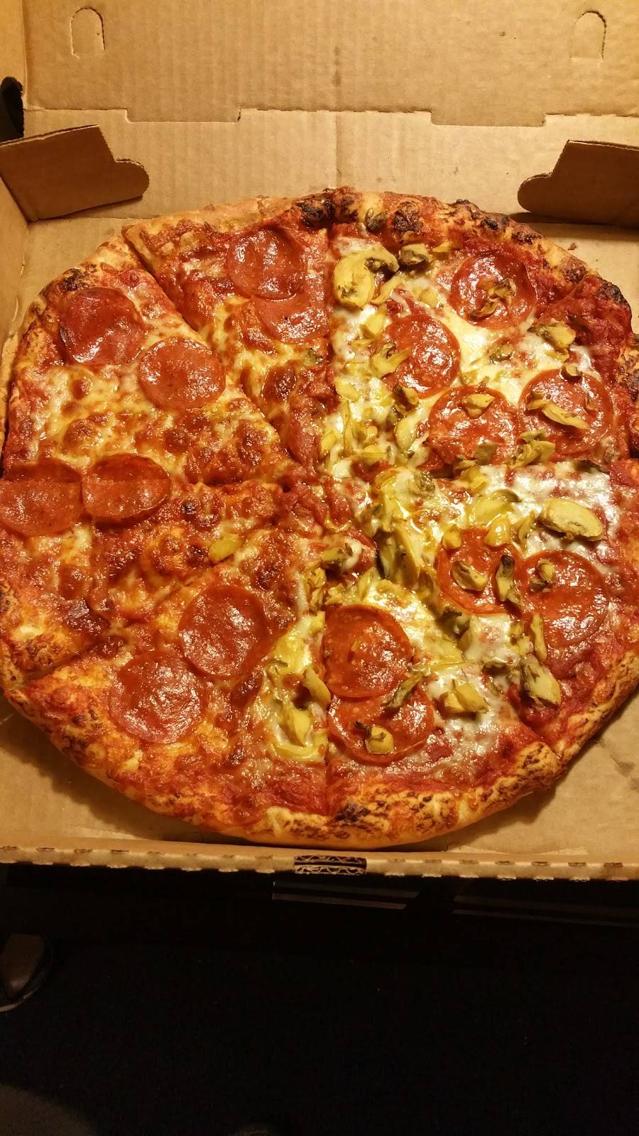 Doughboys Pizza & Subs Mount Pleasant | restaurant | 644 W Main St, Mt Pleasant, PA 15666, USA | 7245473380 OR +1 724-547-3380